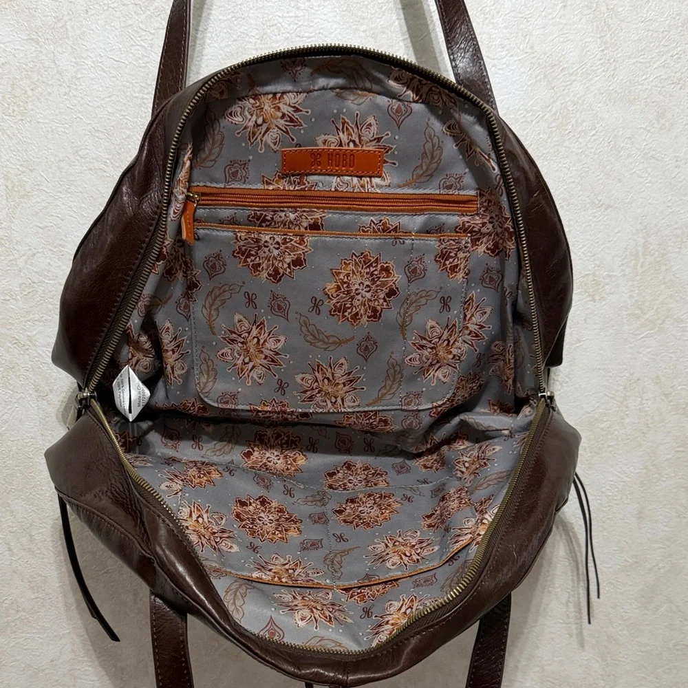 HOBO Rich Brown Leather Shoulder Bag - Picture 6 of 8